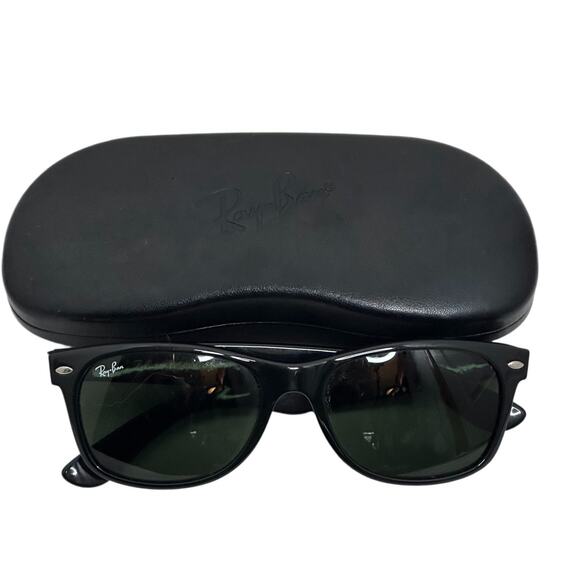 Ray Ban RB 2132 New Wayfarer Sunglasses-Black With Case - Picture 1 of 10